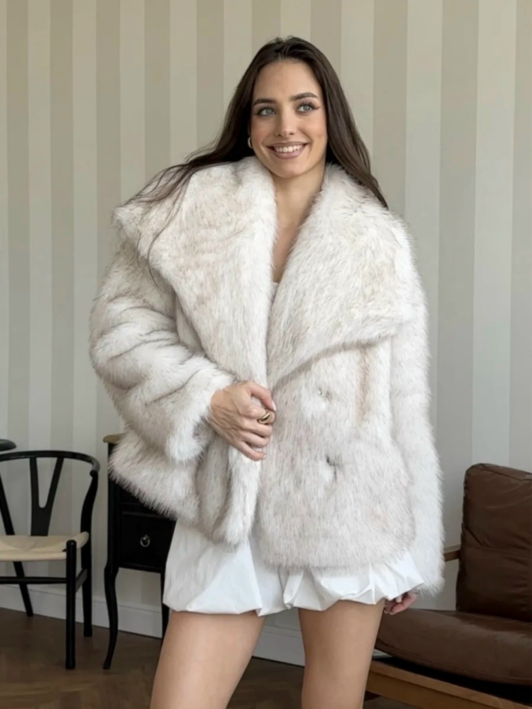 шуба белая,искусственная шуба,шуба из эко меха,шубка,шубка белая