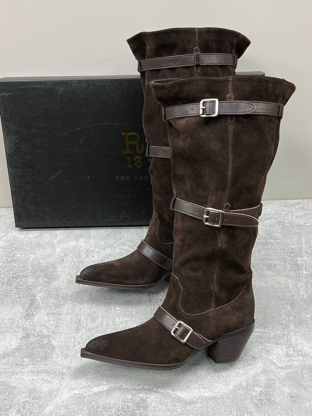 женские сапоги,,сапоги женские замшевые,замшевые сапоги,модные женские сапоги