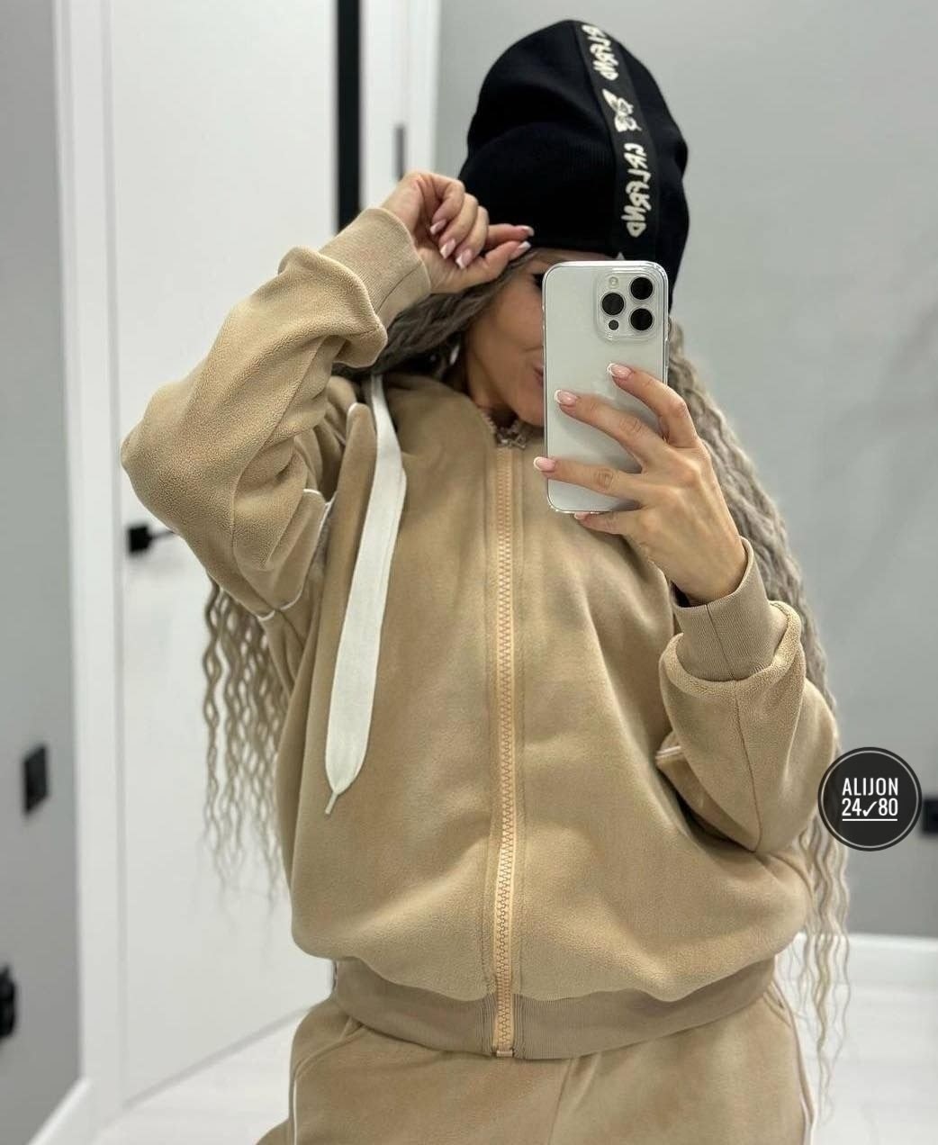 костюм двойка на флисе,стильные костюмы,теплый костюм,костюмы спортивные женские,стильные женские костюмы