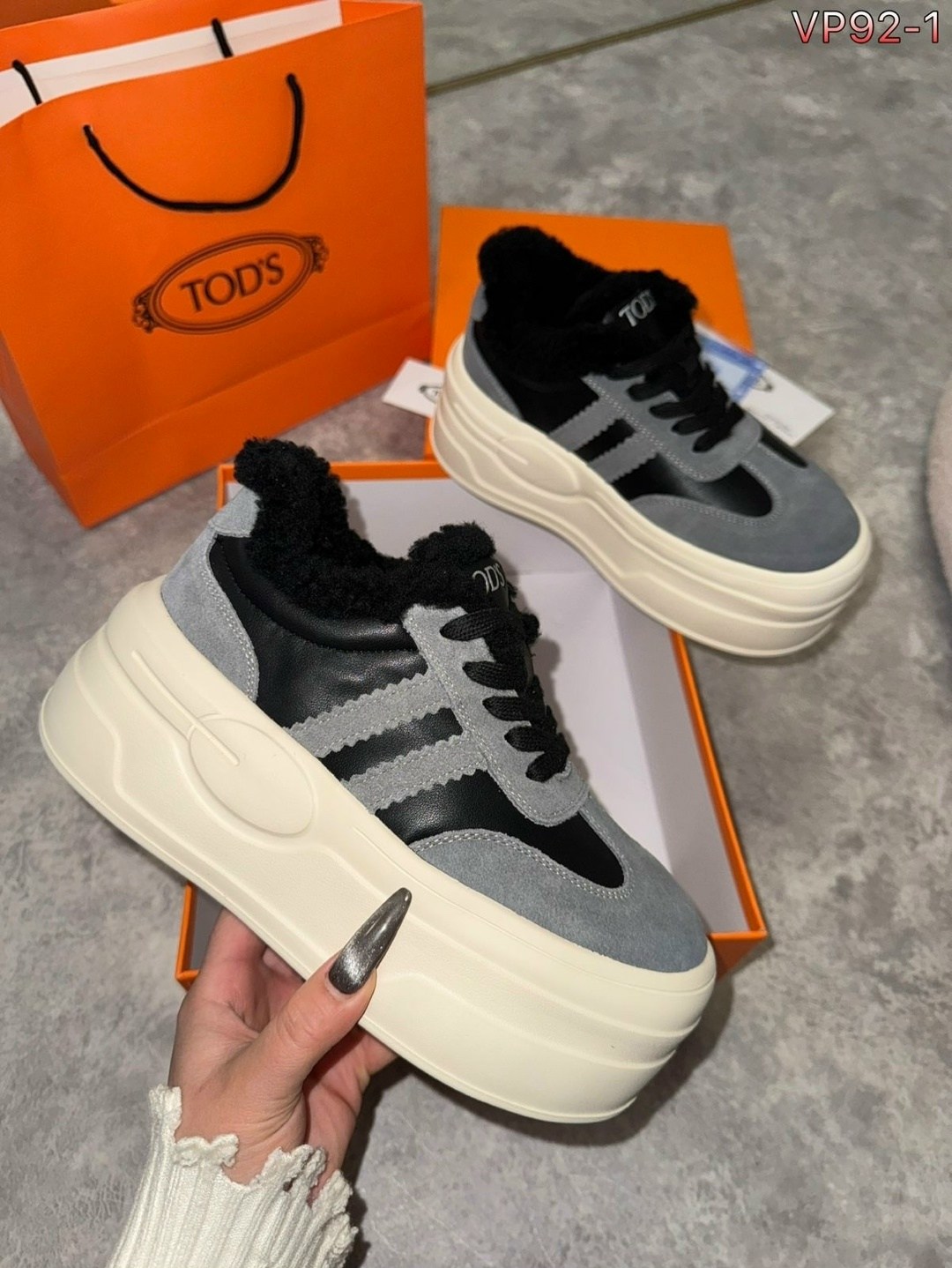 ,женские кроссовки,кроссовки женские зимние,кроссовки женские на платформе,кроссовки стильные