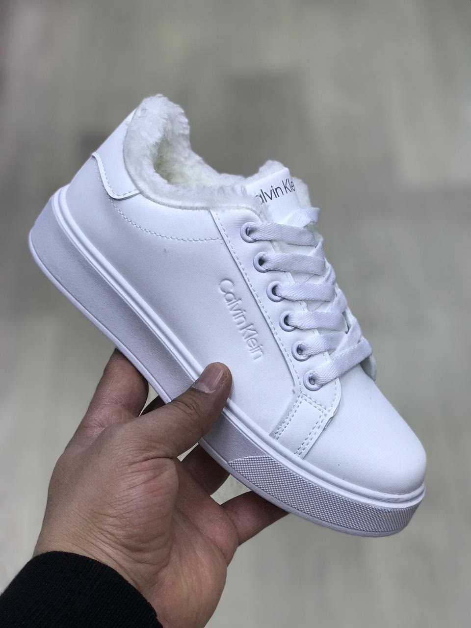 ,кроссовки женскиe,теплые кроссовки,повседневные кроссовки,обуви