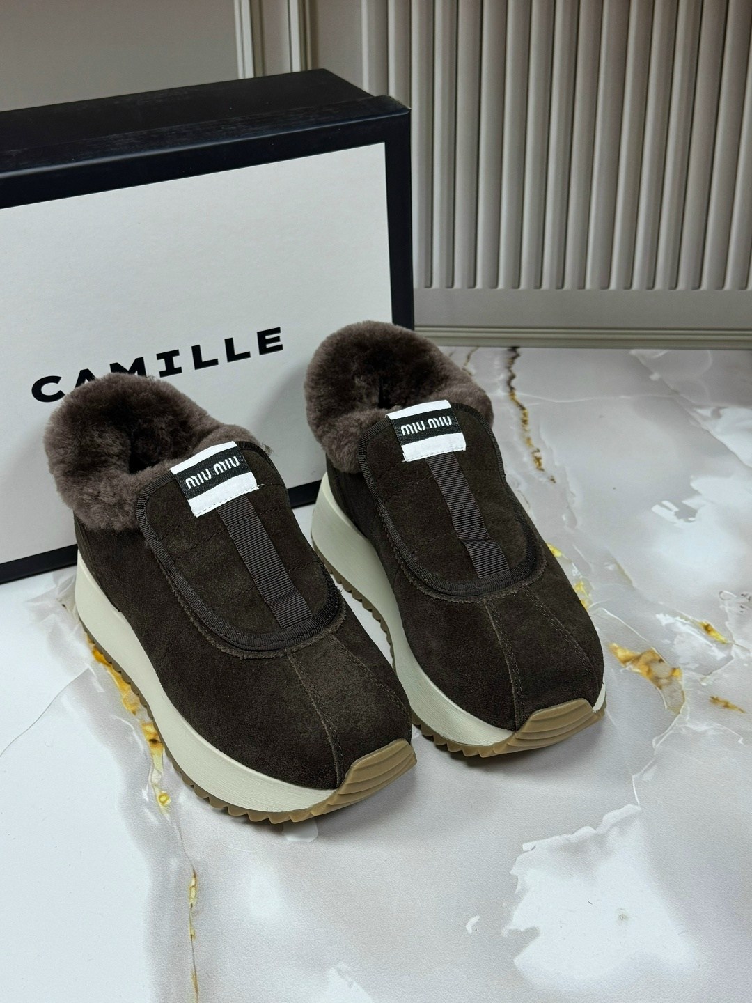 ,кроссовки brunello cucinelli,кроссовки женскиe,кроссовки с мехом женские,кроссовки женские зимние