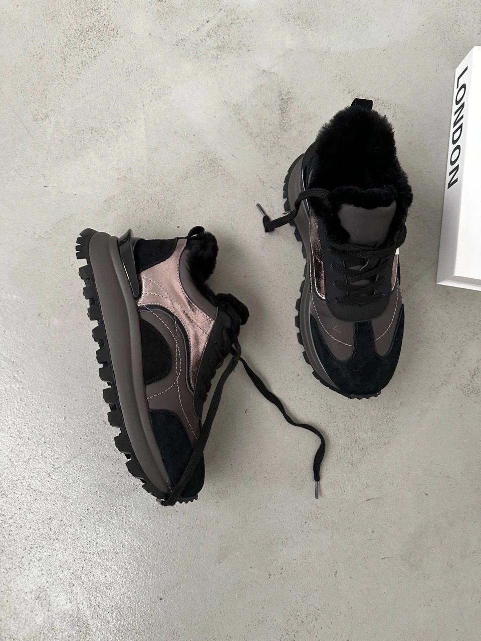 ,кроссовки женские зимние с мехом,натуральные зимние кроссовки с мехом,кроссовки женские зимние натуральный мех,натуральные зимние кроссовки с мехом арт. 715418