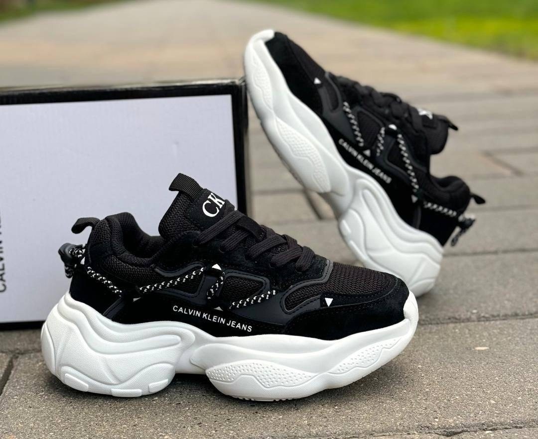 кроссовки женскиe,кроссовки женские бежевые,кроссовки серые,кроссовки balenciaga triple s,кроссовки баленсиага белые