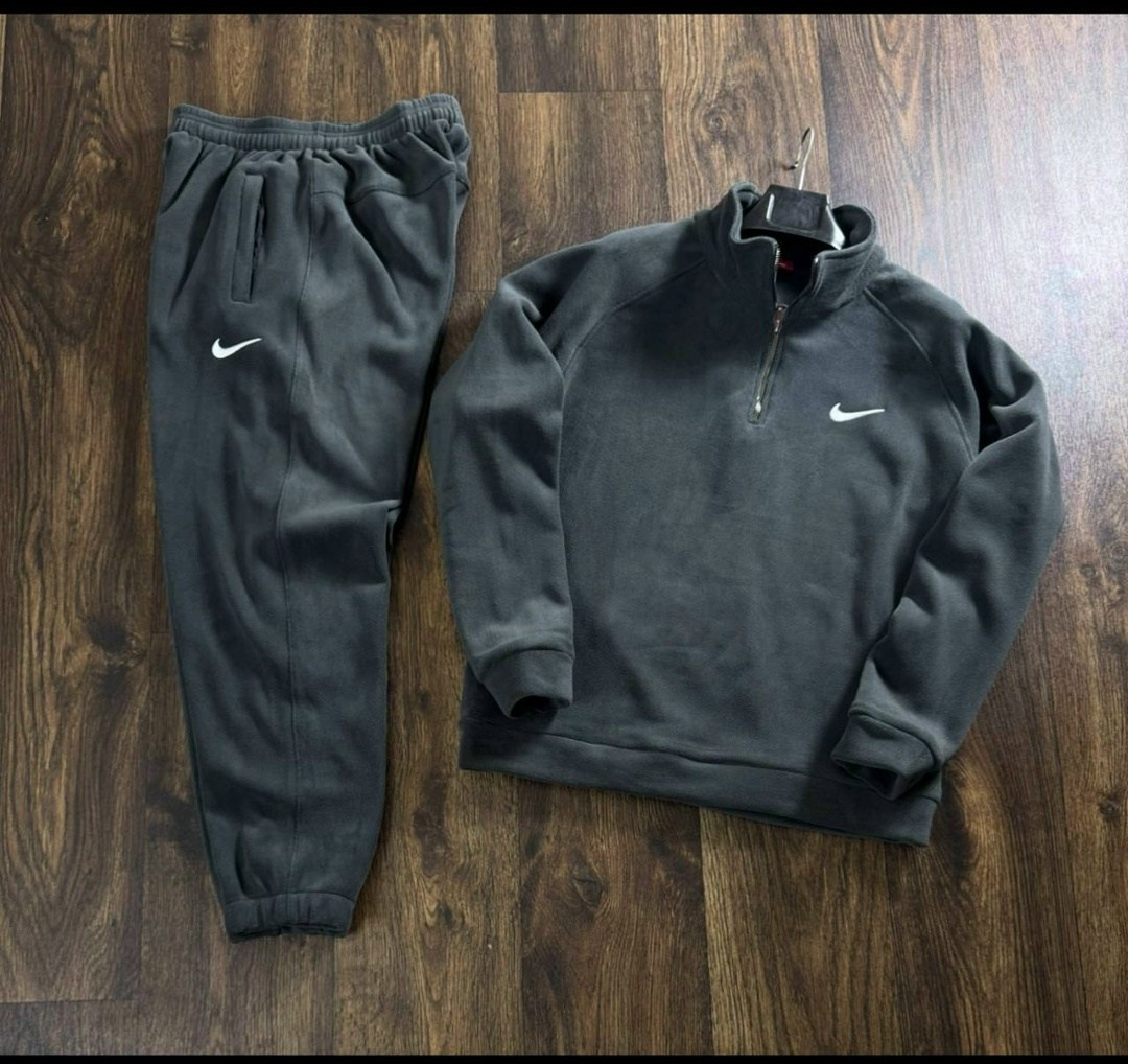 спортивный костюм на флисе nike,спортивный костюм nike,мужской теплый спортивный костюм nike,флисовый спортивный костюм nike,мужской спортивный костюм nike зимний на флиске теплый