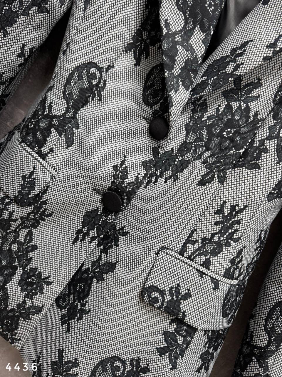 жакет с принтом,блейзер жакет,жакет,женские пиджаки,приталенный пиджак