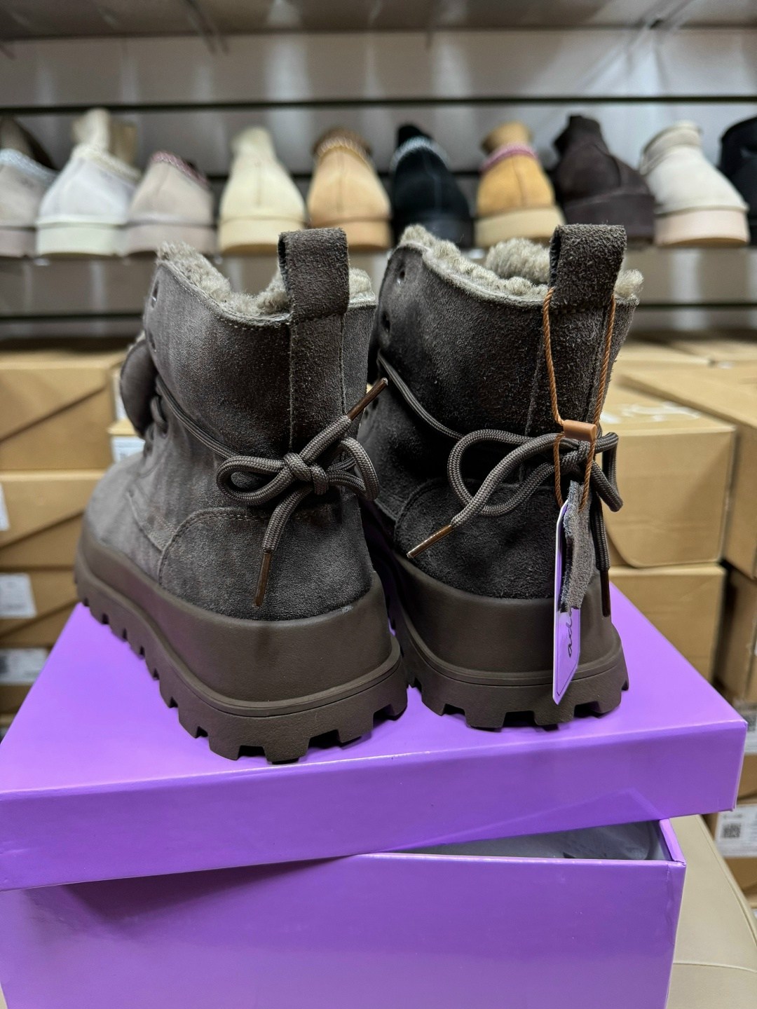 ,женские угги,зимняя женская ,женские зимние ботинки,ботинки