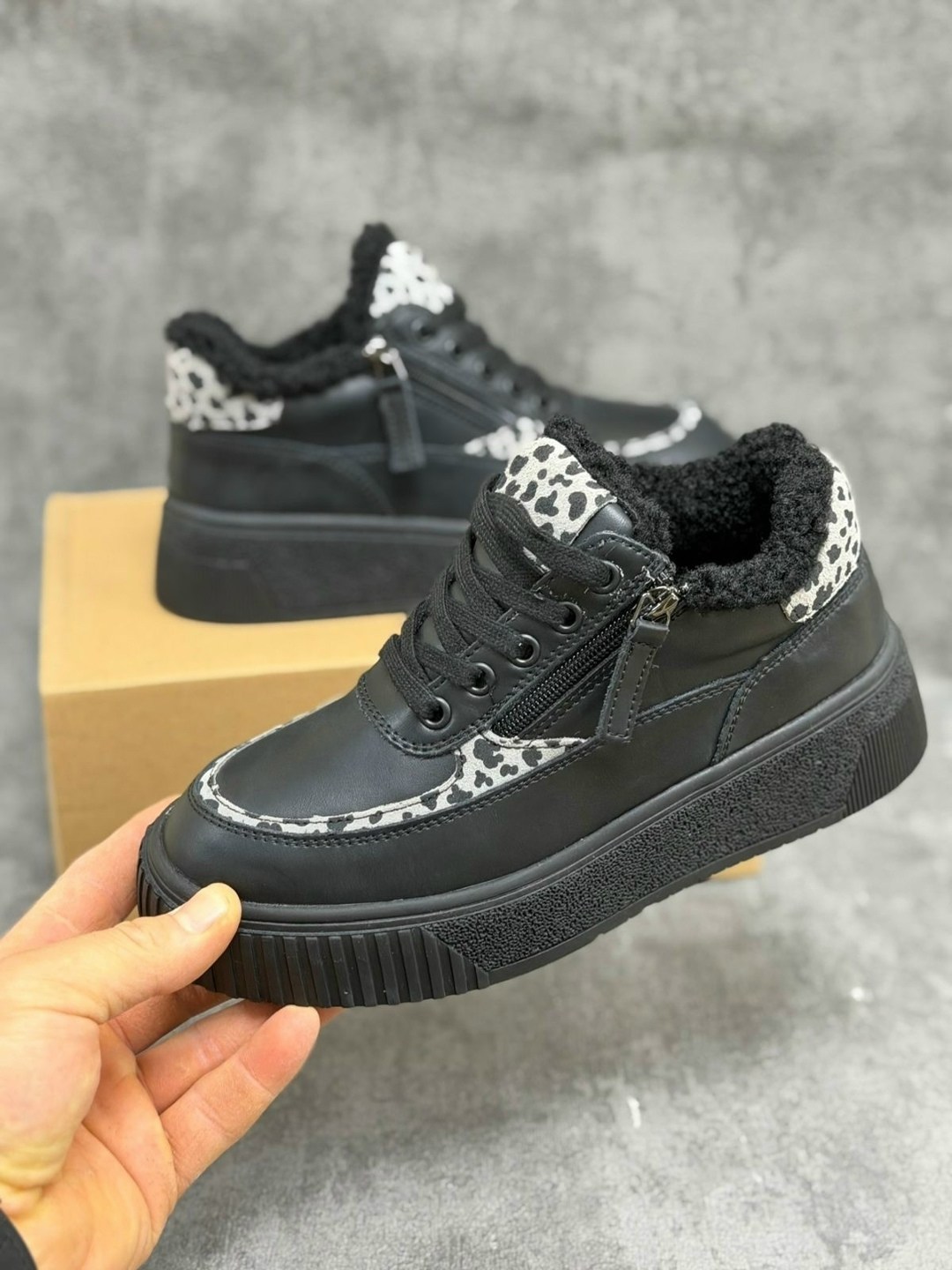 ,кроссовки женскиe,женская  зимняя,черные кроссовки,женские зимние кроссовки