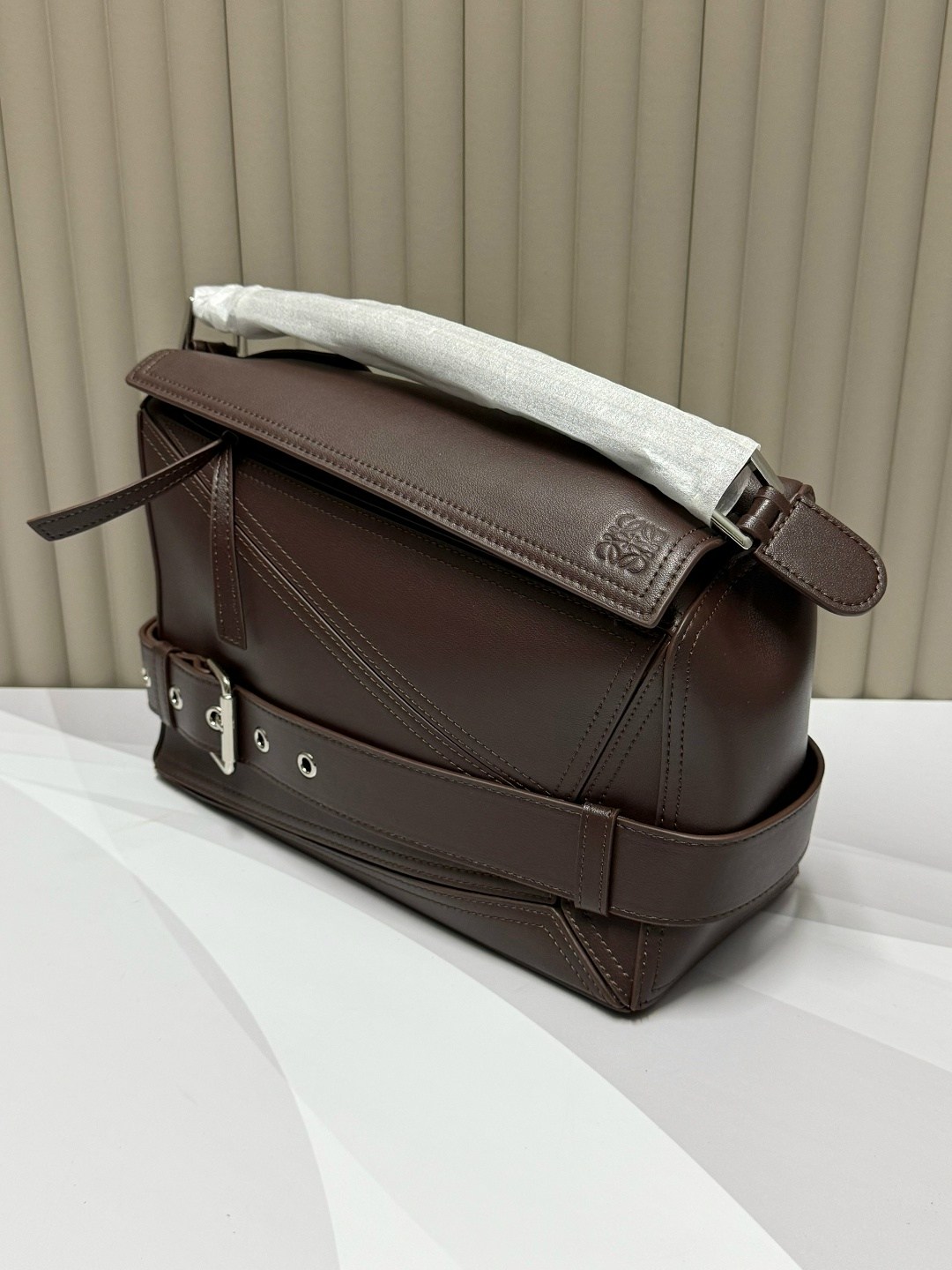 сумка,сумка женская,сумка кожаная,loewe сумка,сумки аксессуары