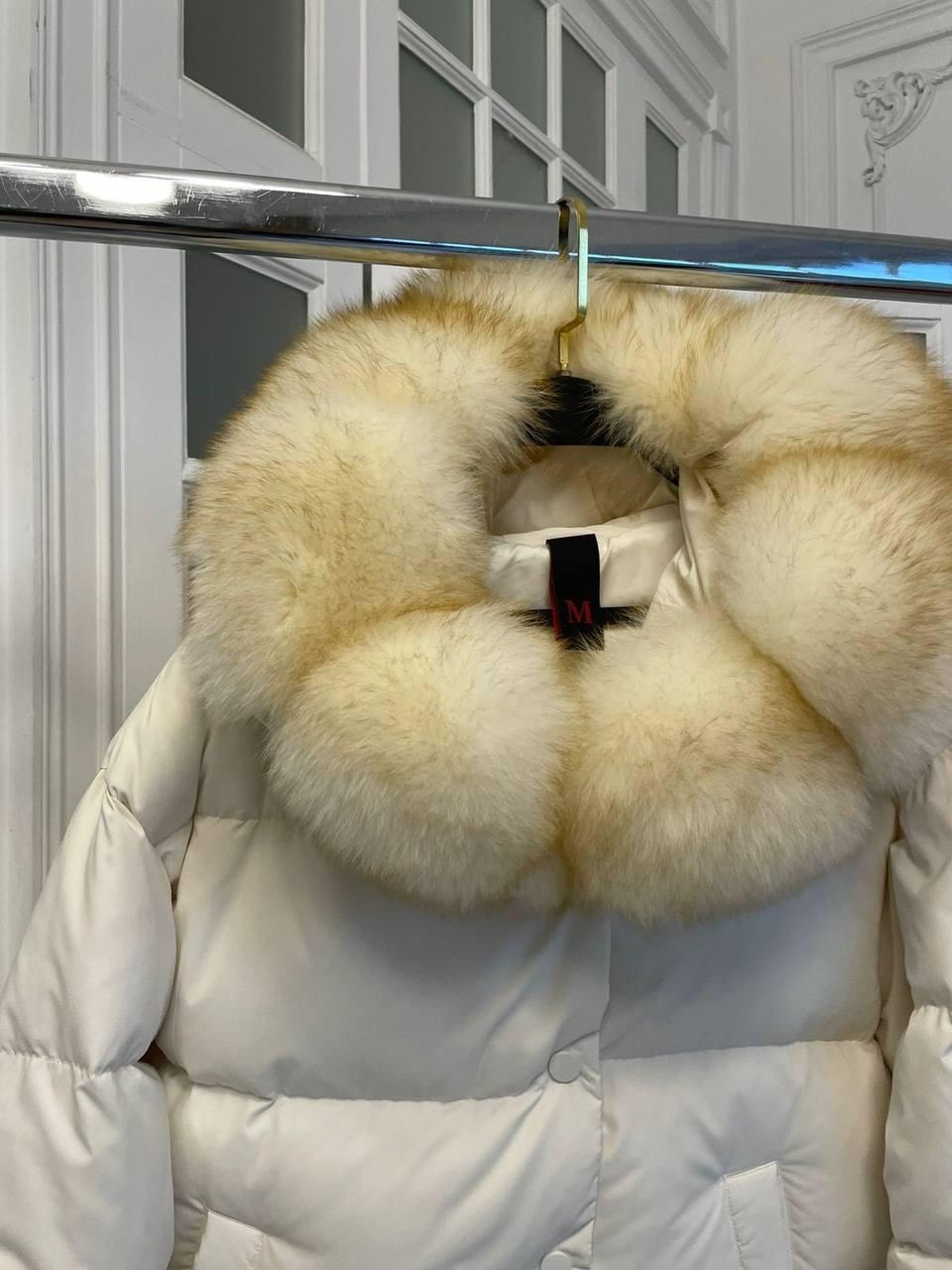 женский зимний пуховик с воротником из лисьего меха,женские пуховики,пуховик с натуральным мехом,женский зимний пуховик с воротником из натурального лисьего меха,женский пуховик с воротником из натура