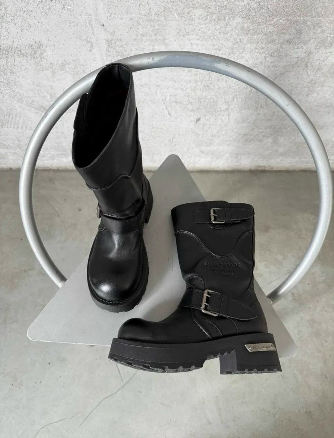 ботинки,женская ,зимние женские байкерские ботинки,сапоги женские,обуви