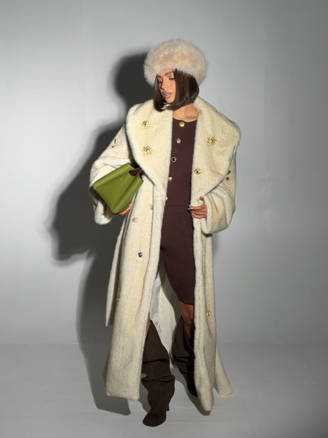 шуба искусственная,шуба искусственная женская,белая шуба,пальто плюшевое,меховое пальто