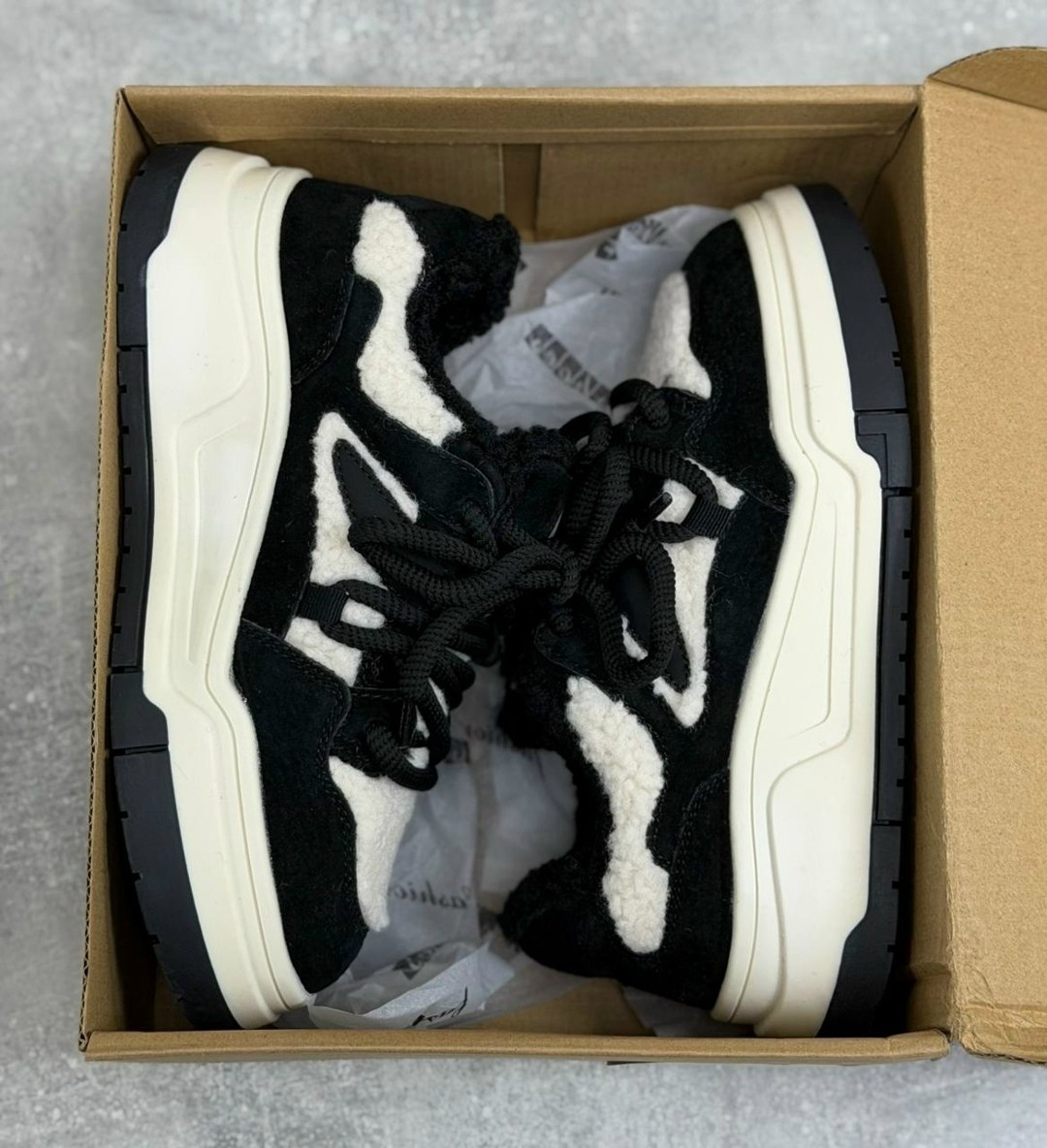 ,кроссовки женскиe,женская  зимняя,черные кроссовки,женские зимние кроссовки