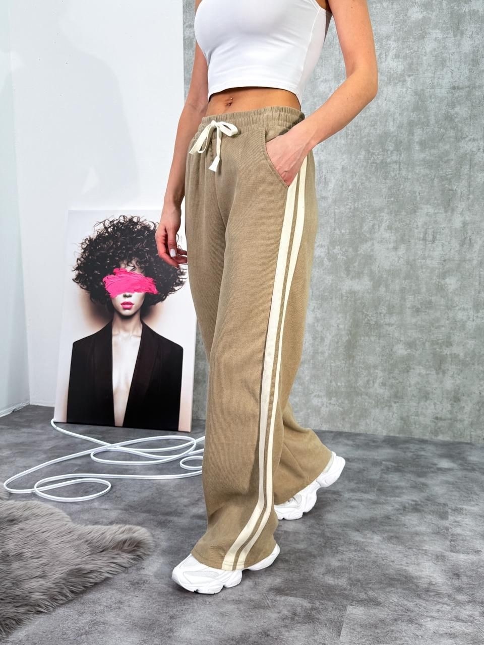 спортивные брюки женские,спортивные брюки,штаны женские,спортивные штаны женские,штаны вельвет