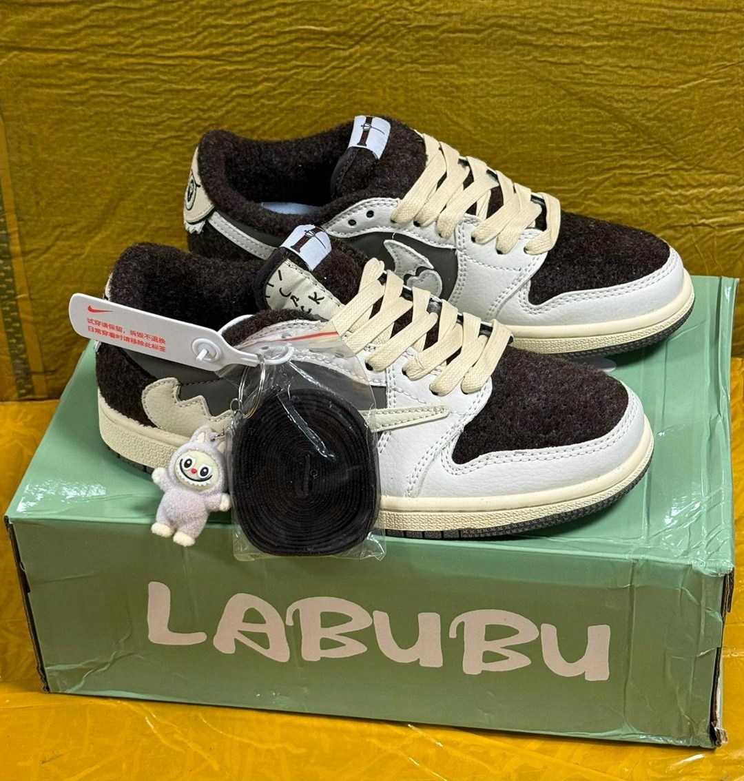 nike air jordan 1 low travis scott,nike air jordan 1 low travis scott reverse mocha,air jordan 1 low travis scott,nike air jordan 1 low x travis scott,кроссовки nike travis scott x air jordan 1 low