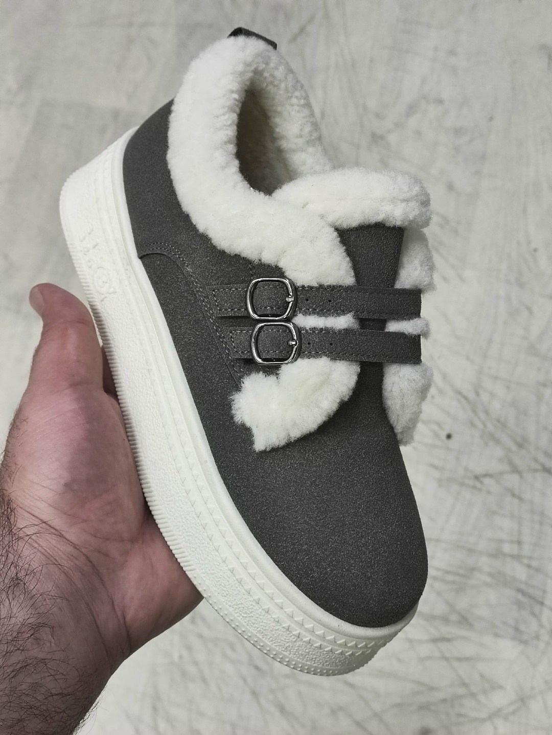 ,зимние женские кеды, женская зимняя,зимние женские угги,зимняя