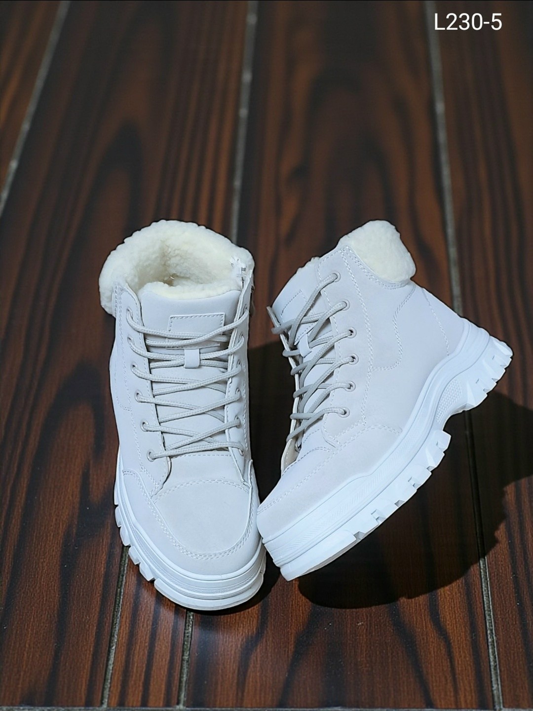 зимние кроссовки женские,зимние кроссовки женские белые высокие,зимняя женская ,ботинка женские зимние,