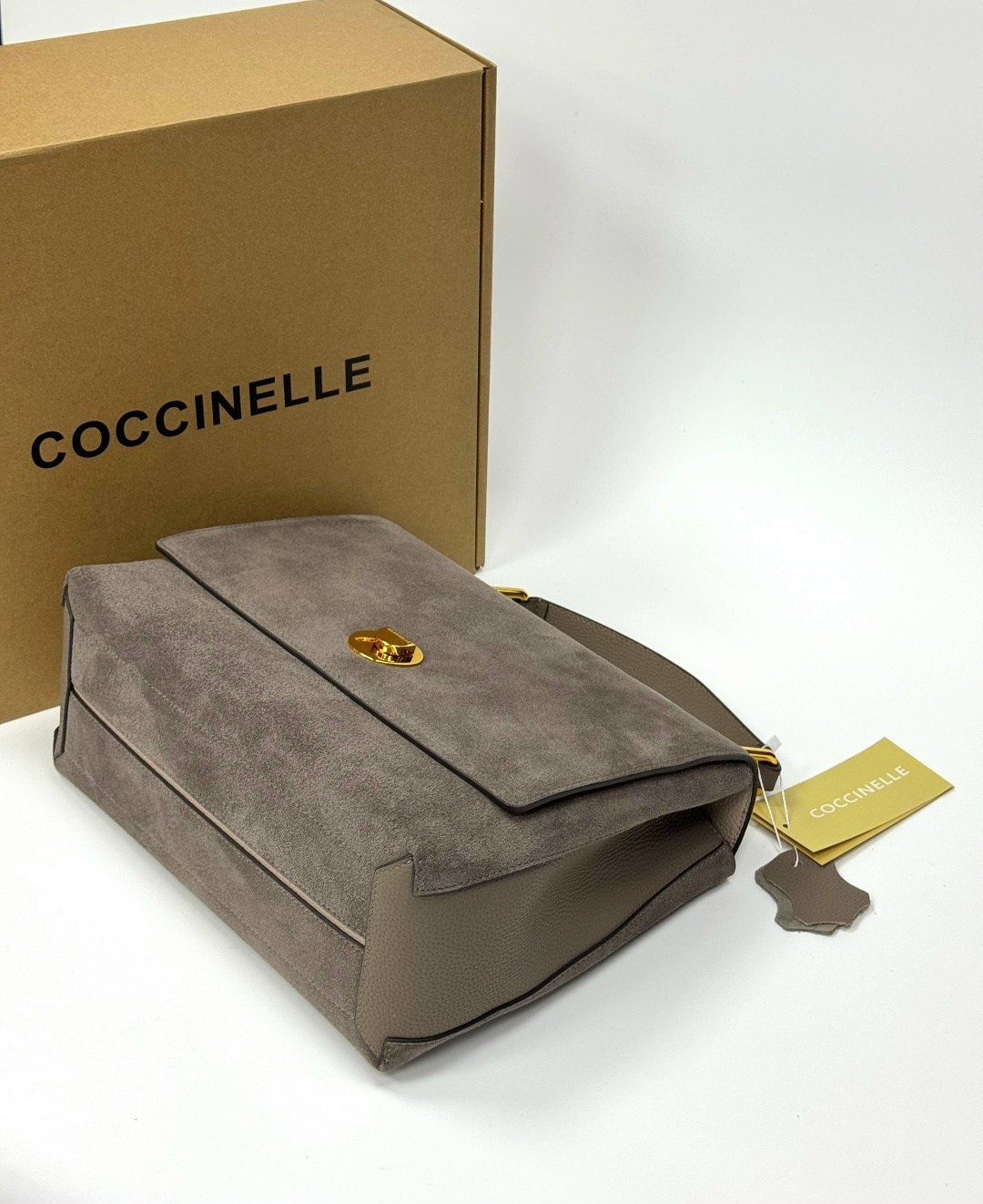сумка coccinelle,замшевая сумка coccinelle,сумка coccinelle женская,coccinelle сумка liya suede,замшевая сумка