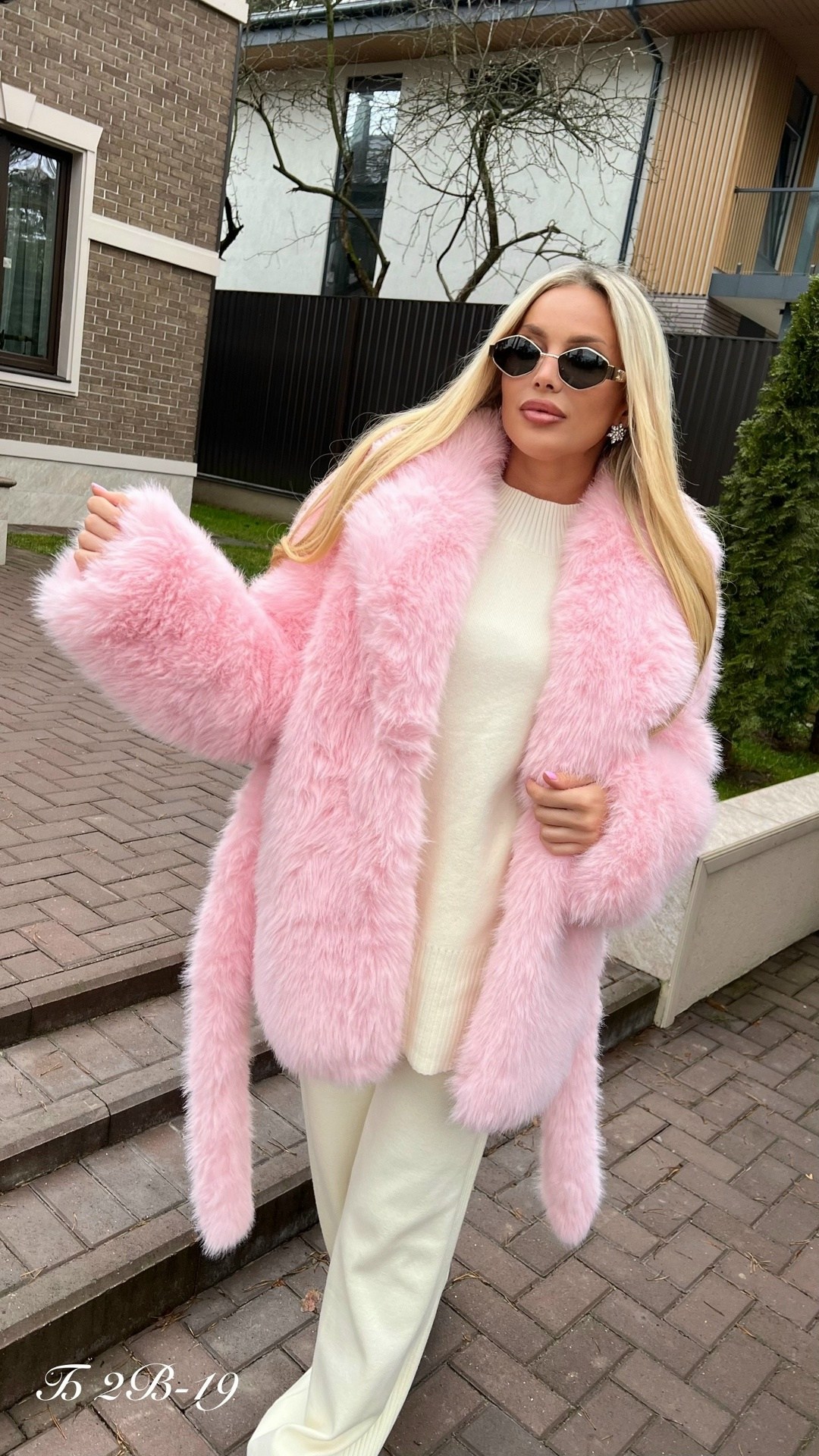 шуба розовая,шуба женская искусственная короткая розовый,розовая шуба из искусственного меха,шуба из экомеха,шуба искусственная