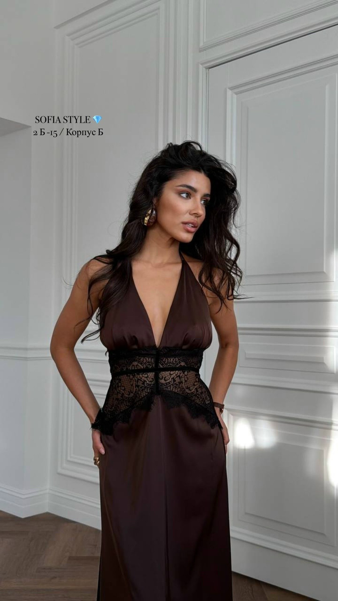 платье с кружевной отделкой от мими never fully dressed, коричневый,коричневое платье,шелковое платье,платье шоколадного,платье вечернее