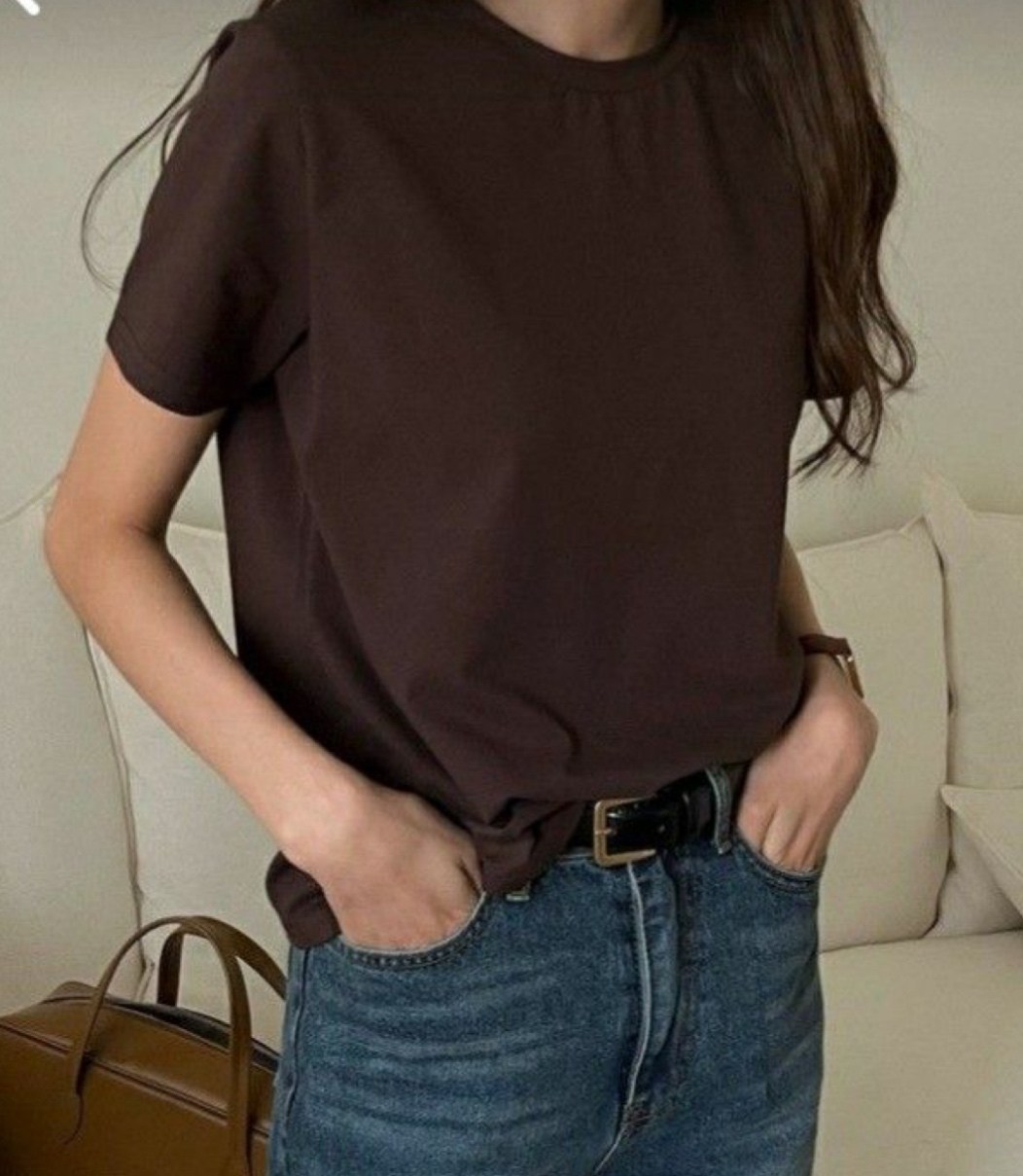 футболка женская,футболка женская черная,стильные наряды,стиль одежды