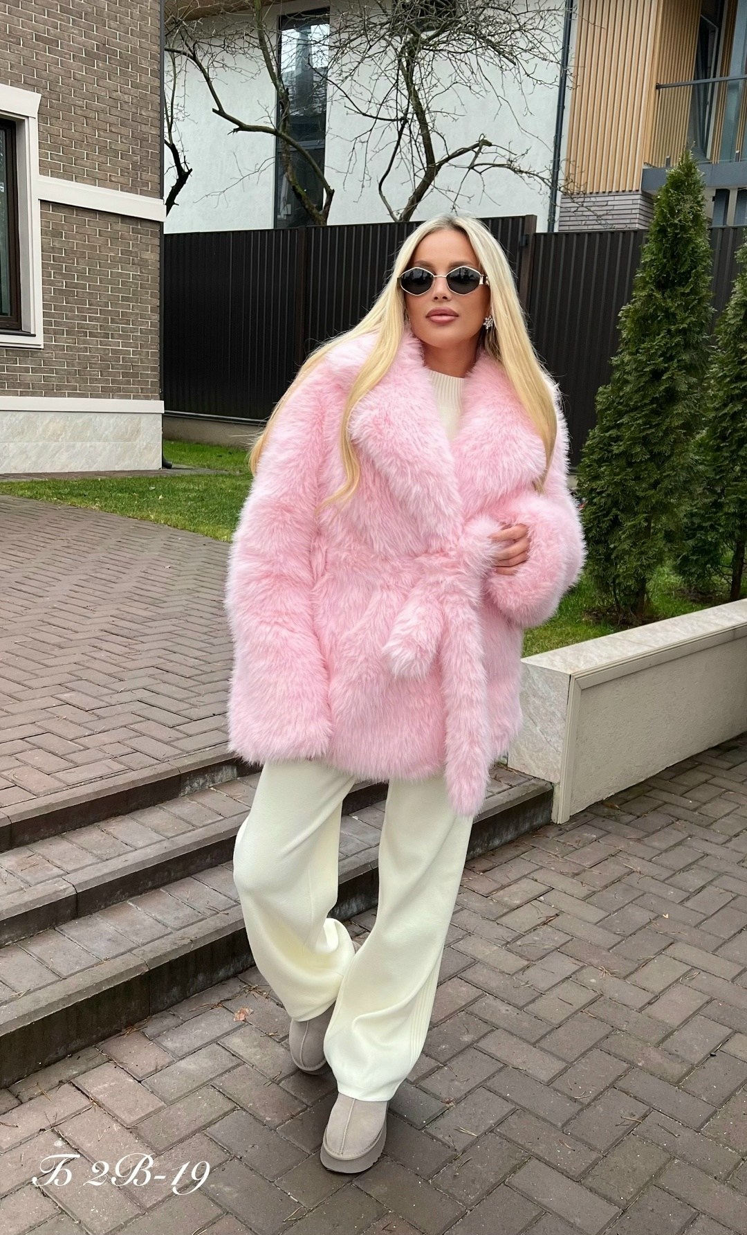 шуба розовая,шуба женская искусственная короткая розовый,розовая шуба из искусственного меха,шуба из экомеха,шуба искусственная