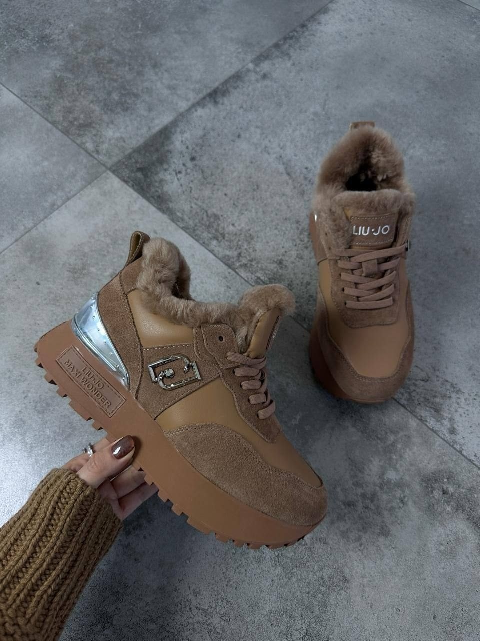 ,женские кроссовки,женская ,кроссовки liu jo,кроссовки замшевые