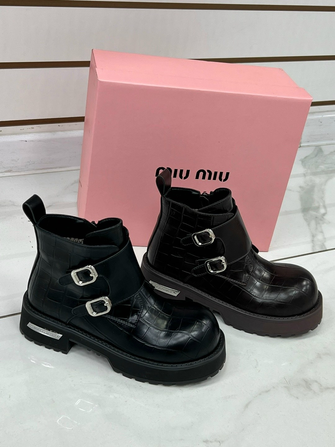 женские ботинки,,ботинки miu miu,ботинки,ботинки миу миу