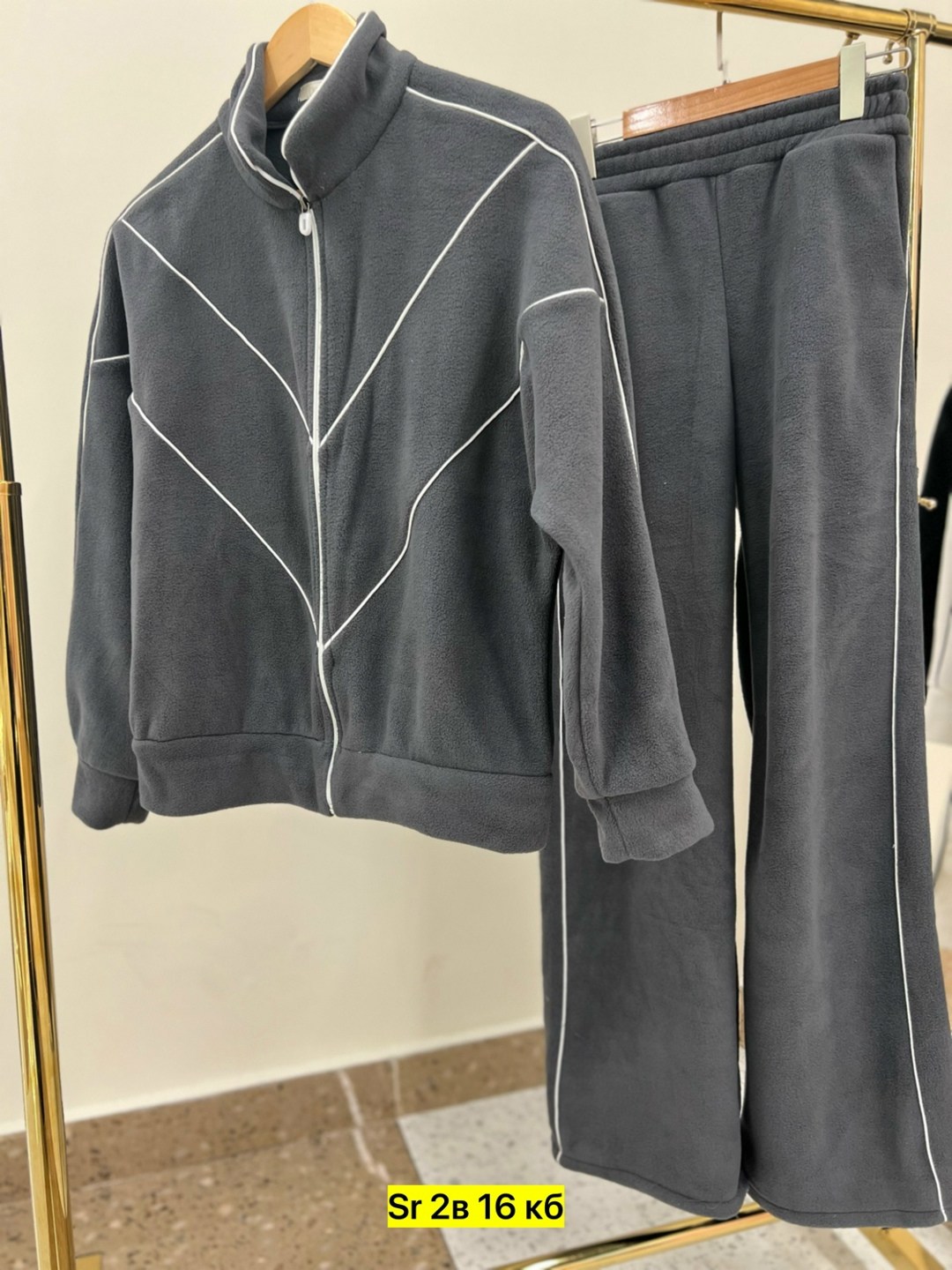 флисовые костюмы,cпортивный костюм женский на флисе,женские костюмы спортивные,спортивные костюм,женский костюм на флисе