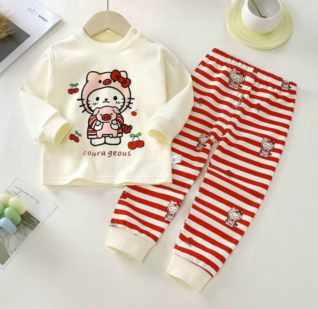 комплекты белья для малышей,пижамы детские,пижамы девочки,комплект одежды для малыша,комплект детской одежды