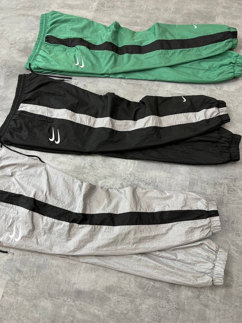 спортивные штаны nike,спортивные штаны nike мужские,спортивные штаны,штаны мужские спортивные,штаны найк мужские плащевка