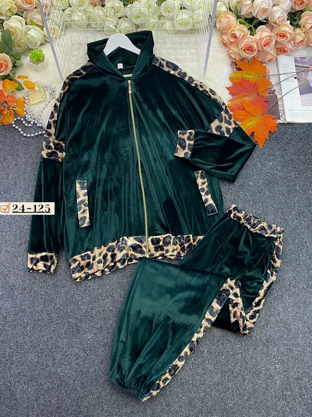 спортивные костюмы женские,велюровый костюм,спортивные костюмы женские больших размеров,спортивные костюмы ,спортивные костюм