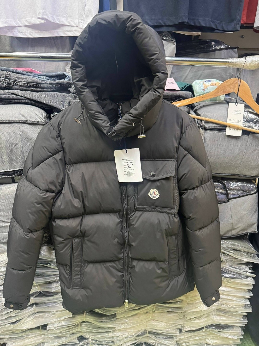 куртка мужская зимняя adidas,мужские пуховики adidas,куртка зимняя adidas,пуховик adidas,зимняя куртка adidas originals