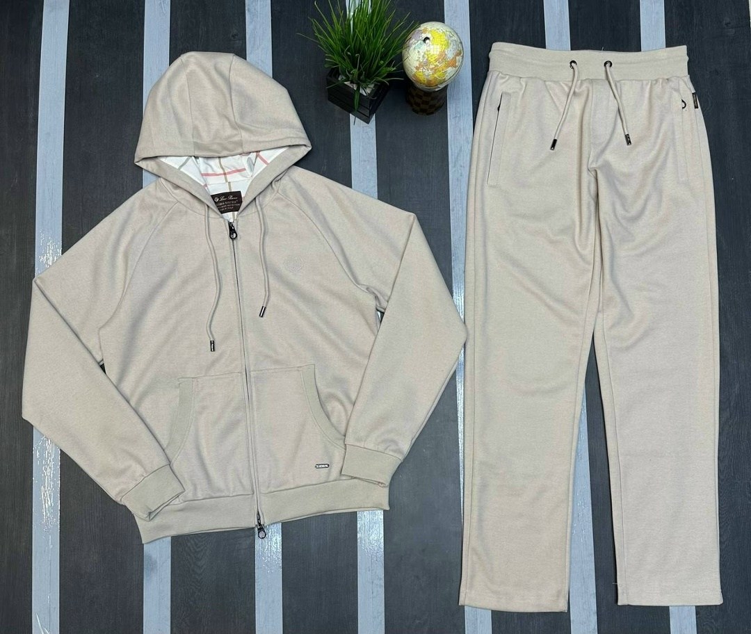 мужские спортивные костюмы,спортивный костюм,спортивный костюм loro piana,спортивный костюм dolce&gabbana,спортивный костюм brunello cucinelli