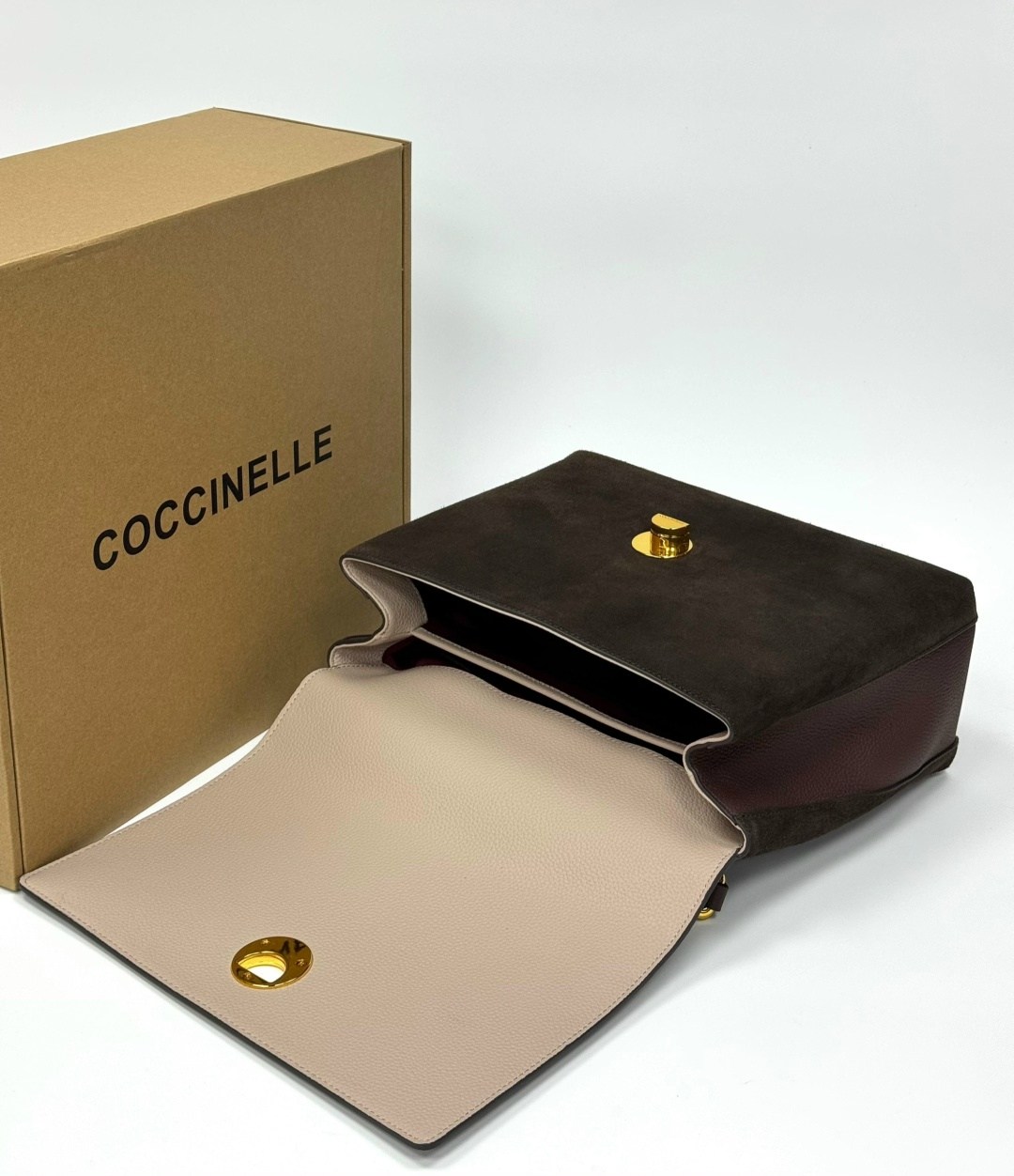 замшевая сумка coccinelle,сумка coccinelle,сумка женская coccinelle,замшевые coccinelle,сумки coccinelle замшевая сумка