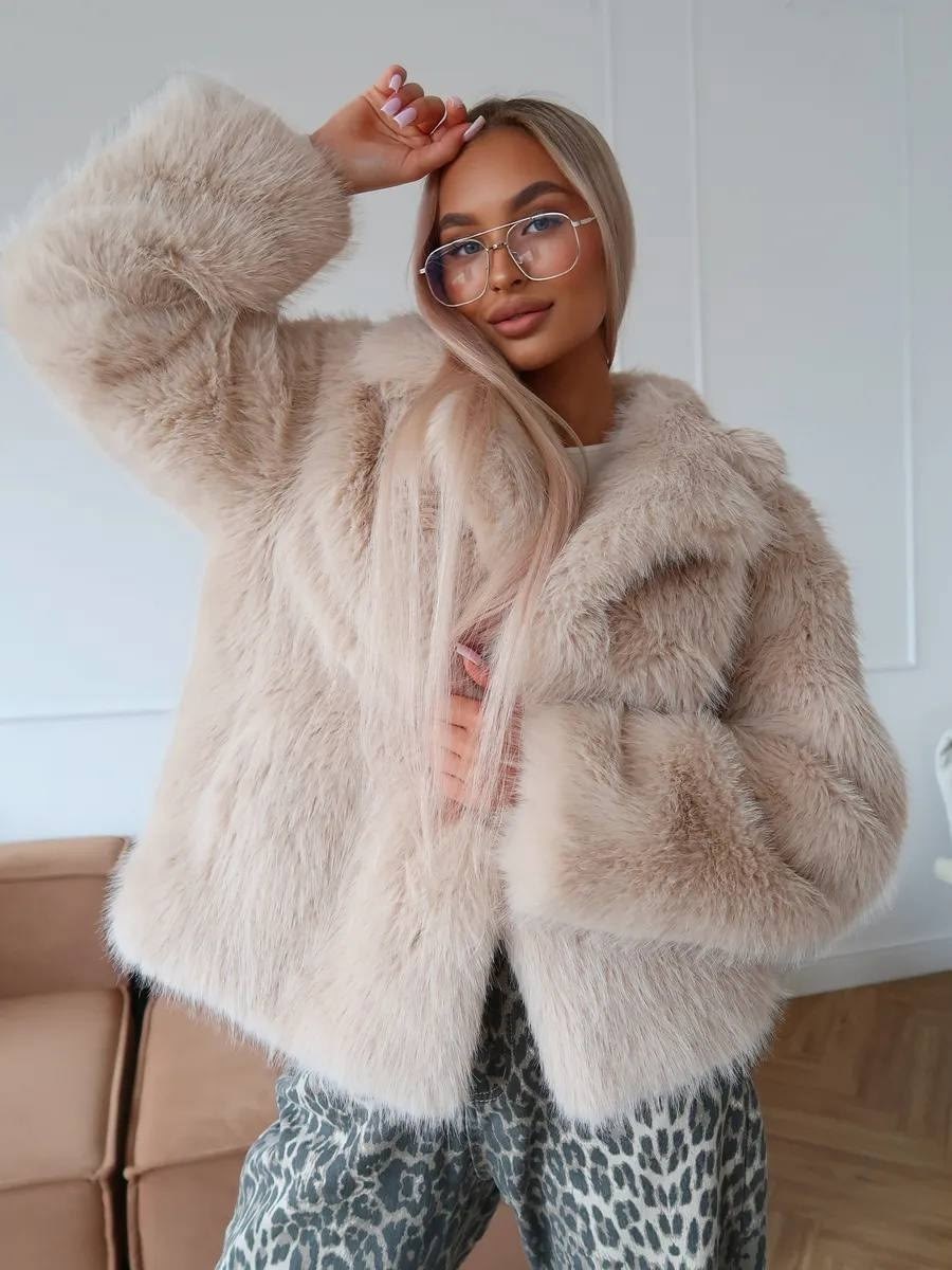 шуба искусственная,женская шуба,шубка,шуба из искусственного меха,шуба короткая