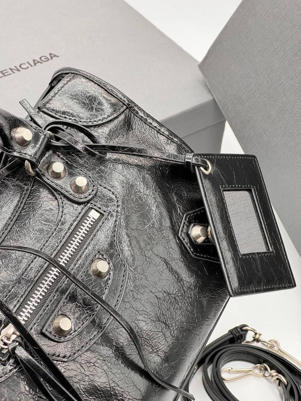 сумка баленсиага,сумка баленсиага черная,balenciaga сумки,сумка женская balenciaga,баленсиага сумка neo cagole siti