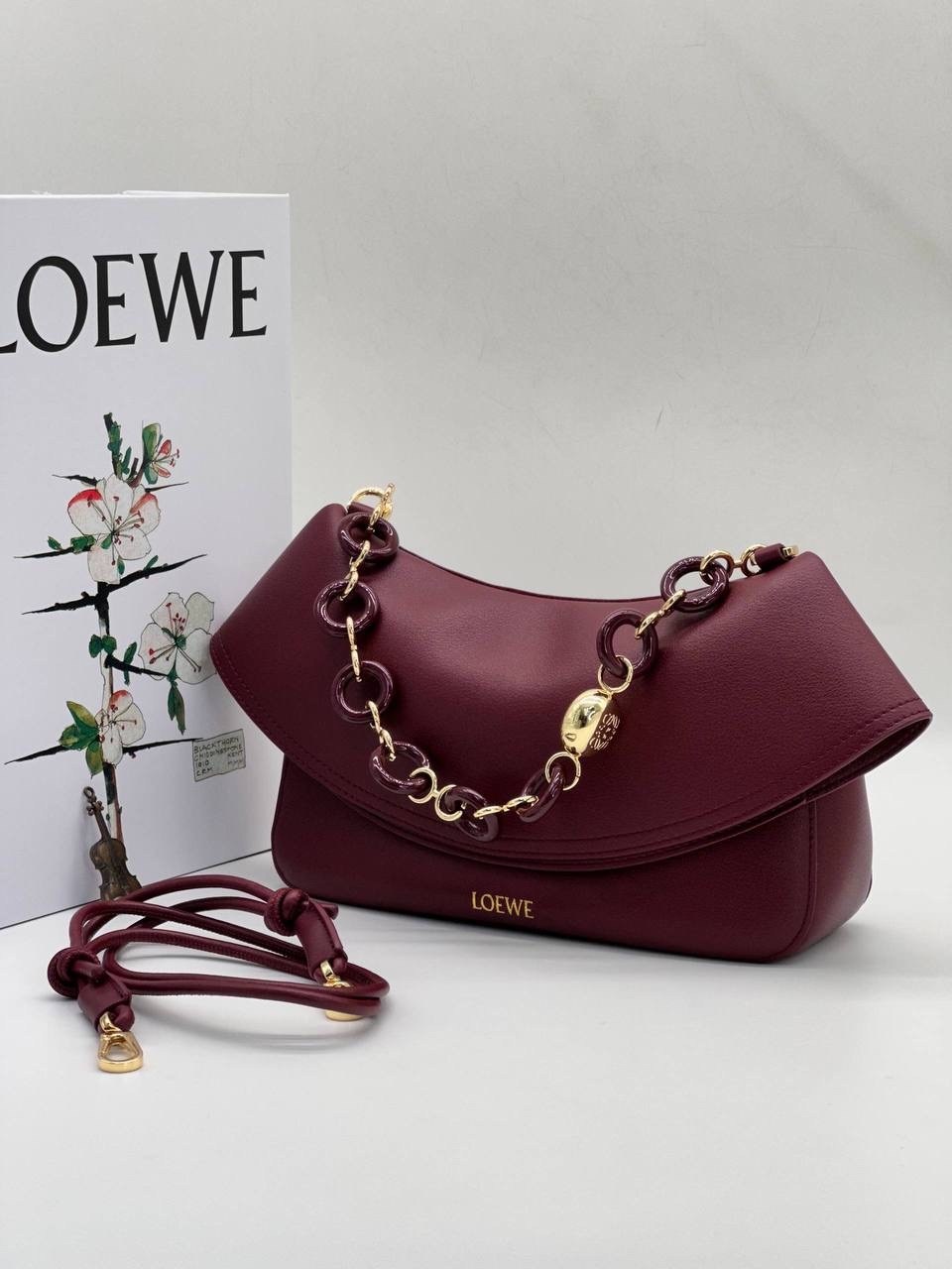 loewe сумка,loewe сумка на плечо,сумка,модная сумка,сумки женская