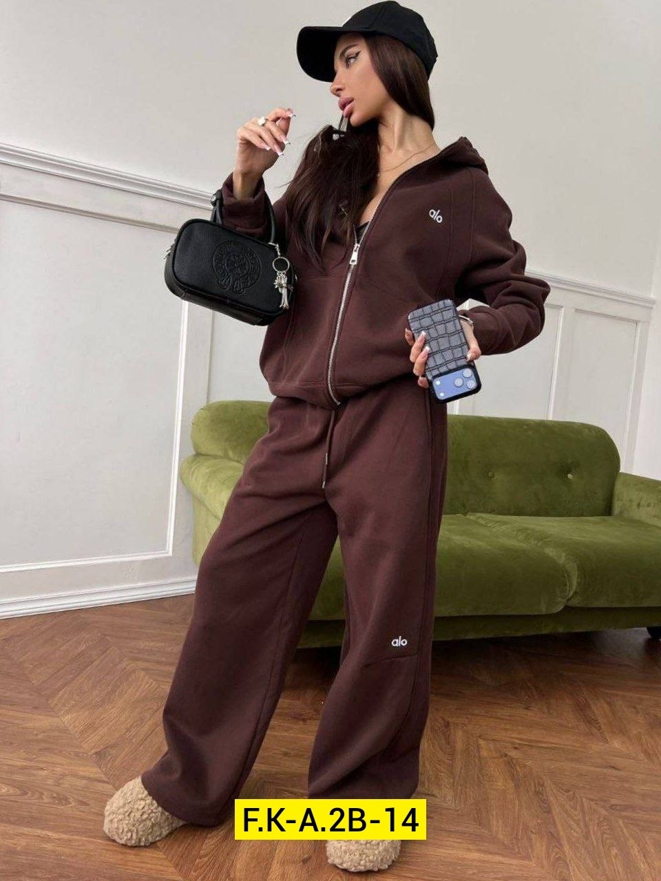 костюм женский на флисе,костюм спортивный женский,cпортивный костюм женский на флисе,спортивный костюм,костюм двойка