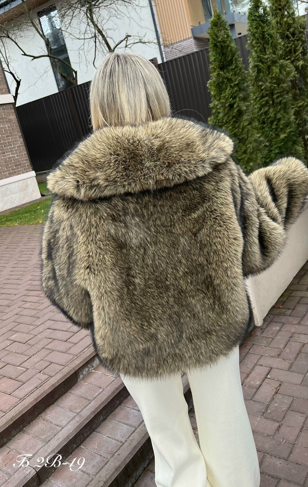 женская шуба,шуба,искусственная шуба,меховое пальто,меховая куртка