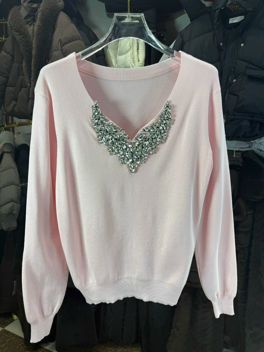 женская кофта со стразами,кофта стразы,женская кофта,джемпер со стразами,розовый свитер