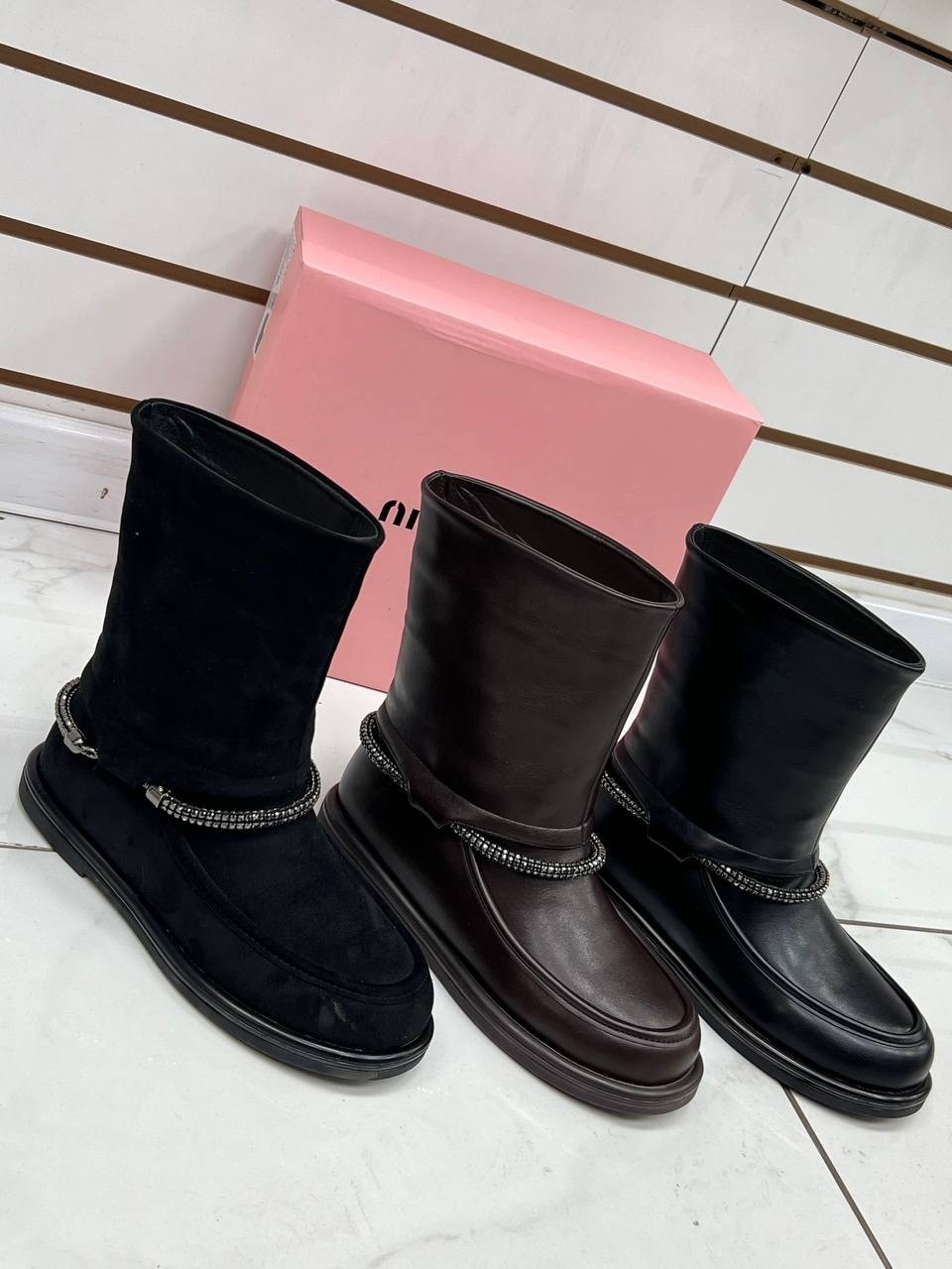 ,замшевые зимние угги юничел,угги женские,угги с цепочкой,угги