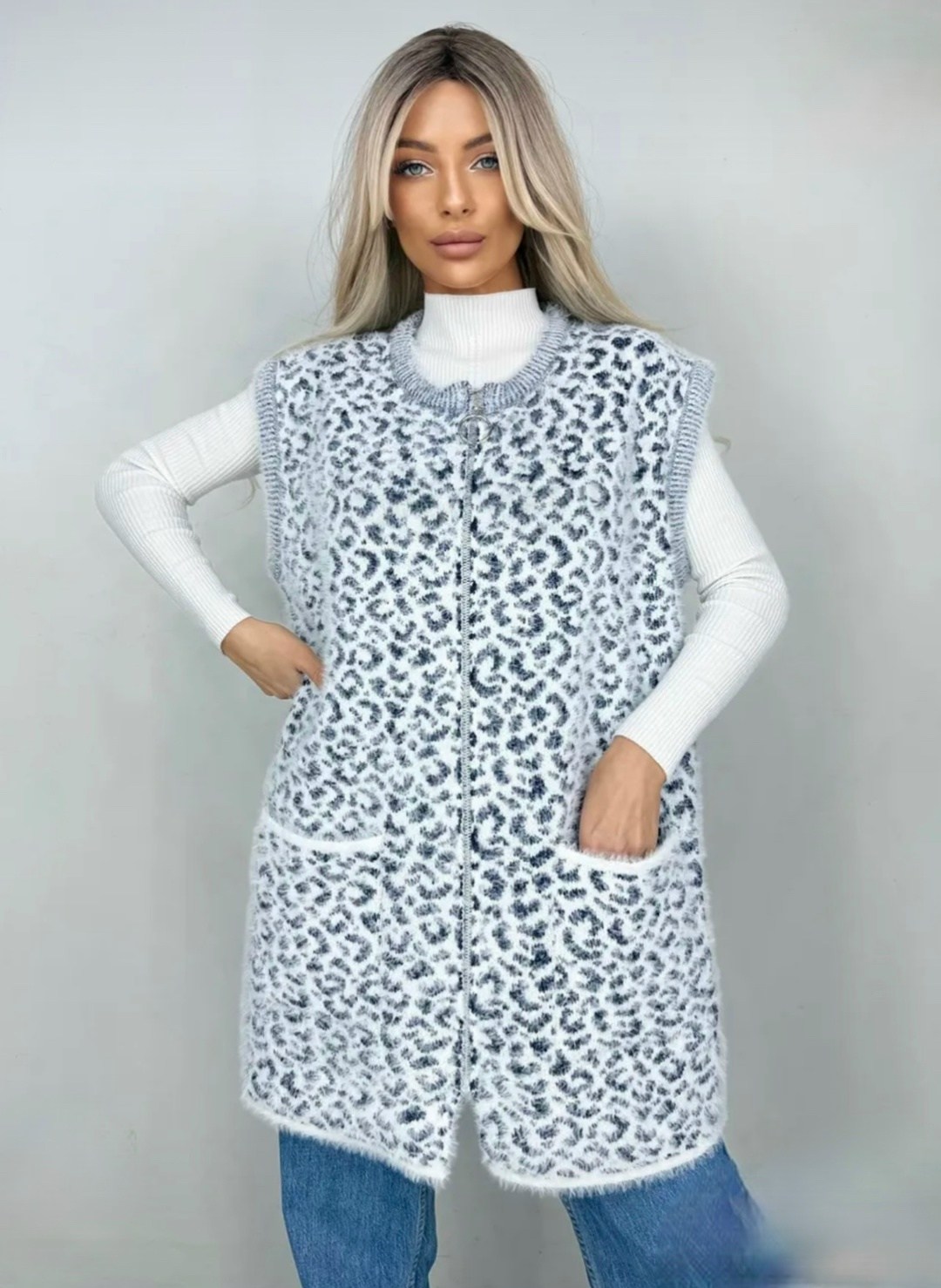 жилетка удлиненная,жилетка длинная,жилет женский,жилет удлиненный с карманами,женские жилетки