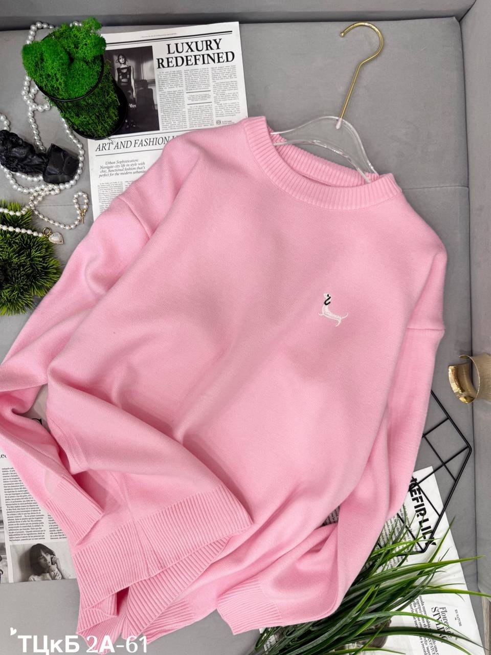 свитер с вышивкой,женская кофта,трикотажный свитер,свитер с вышивкой таксы,джемпер