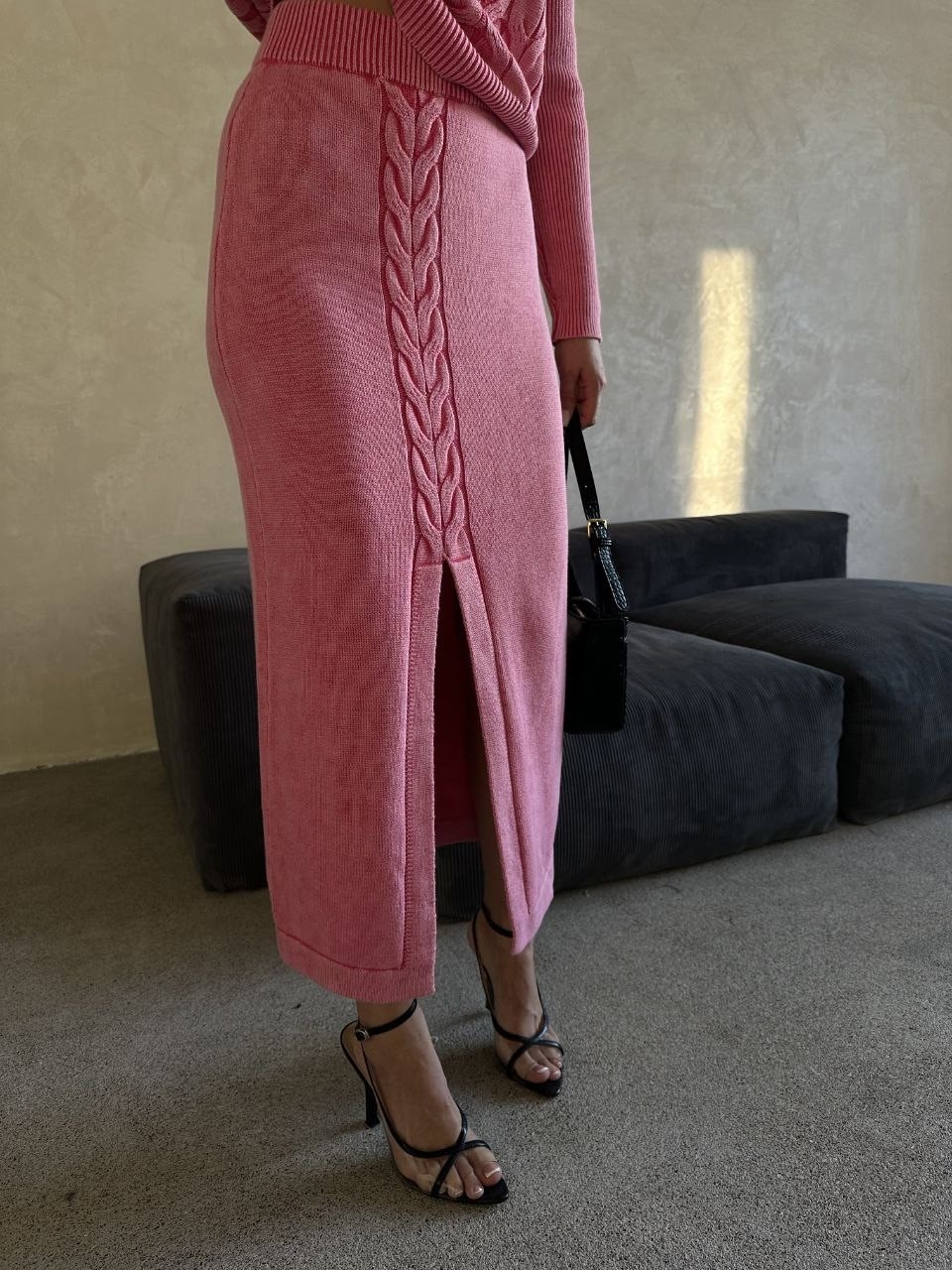 костюм юбка и кофта вязаный koktash,вязаный костюм с юбкой,костюм юбка и кофта вязаный koktash цвет кофе,вязаный женский костюм юбка и свитер с косами ys,костюм юбка и кофта вязаный koktash кофейный