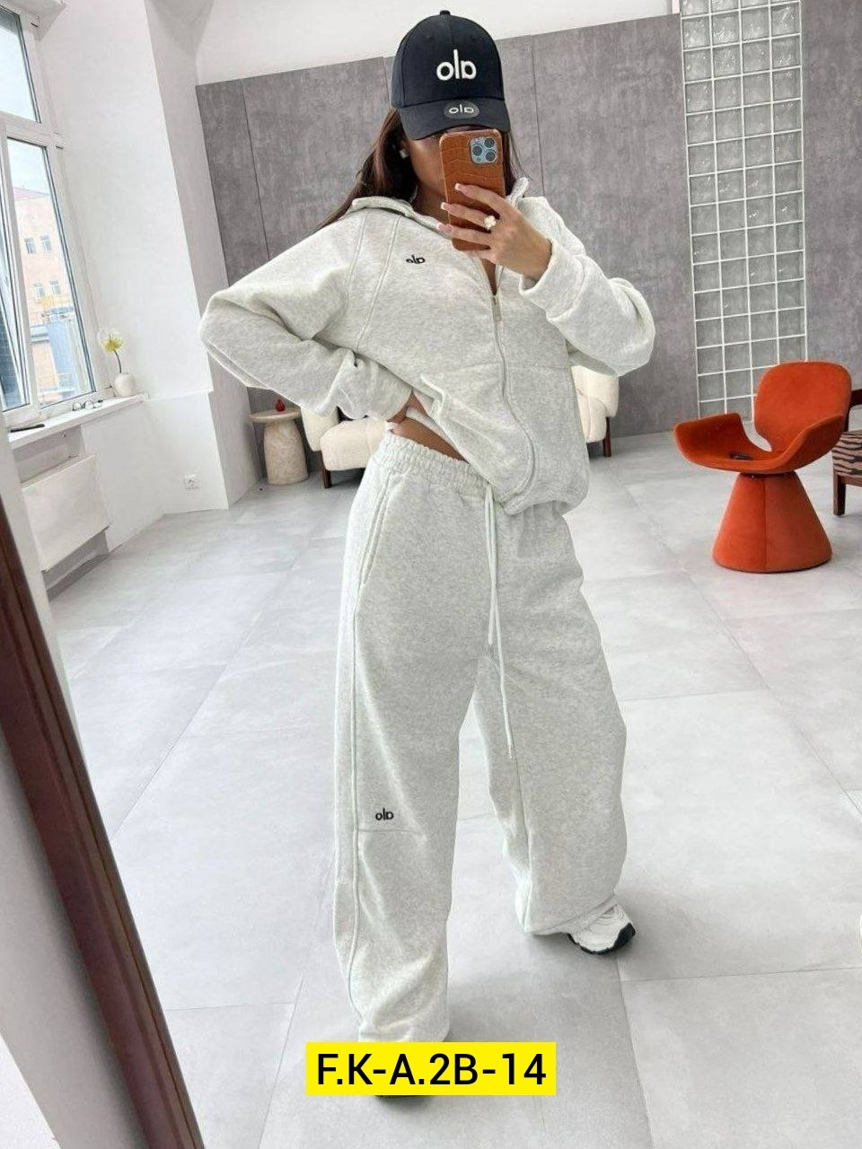 костюм женский на флисе,костюм спортивный женский,cпортивный костюм женский на флисе,спортивный костюм,костюм двойка