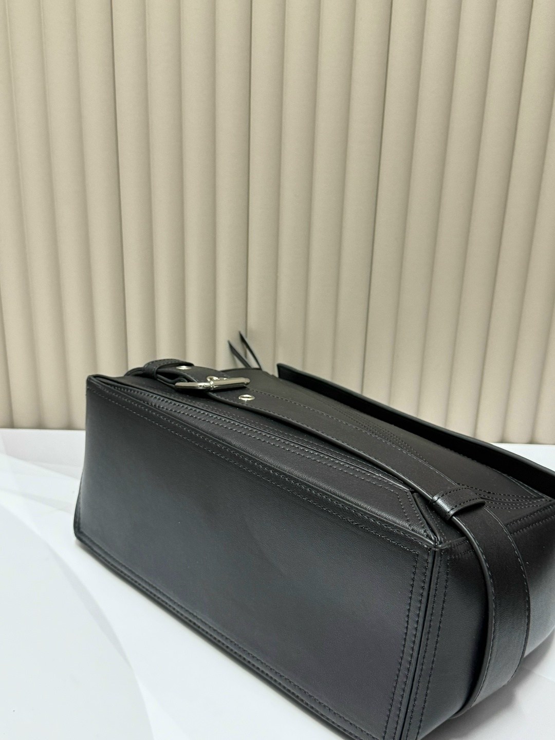 сумка,сумка женская,сумка кожаная,loewe сумка,сумки аксессуары