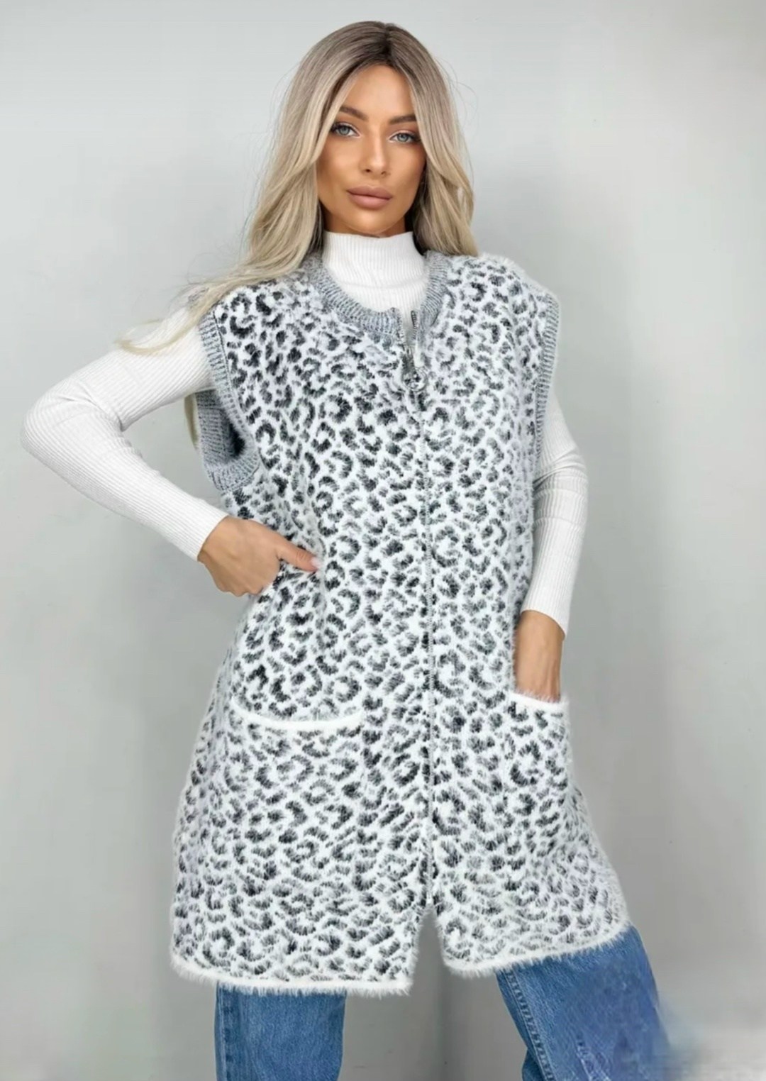 жилетка удлиненная,жилетка длинная,жилет женский,жилет удлиненный с карманами,женские жилетки