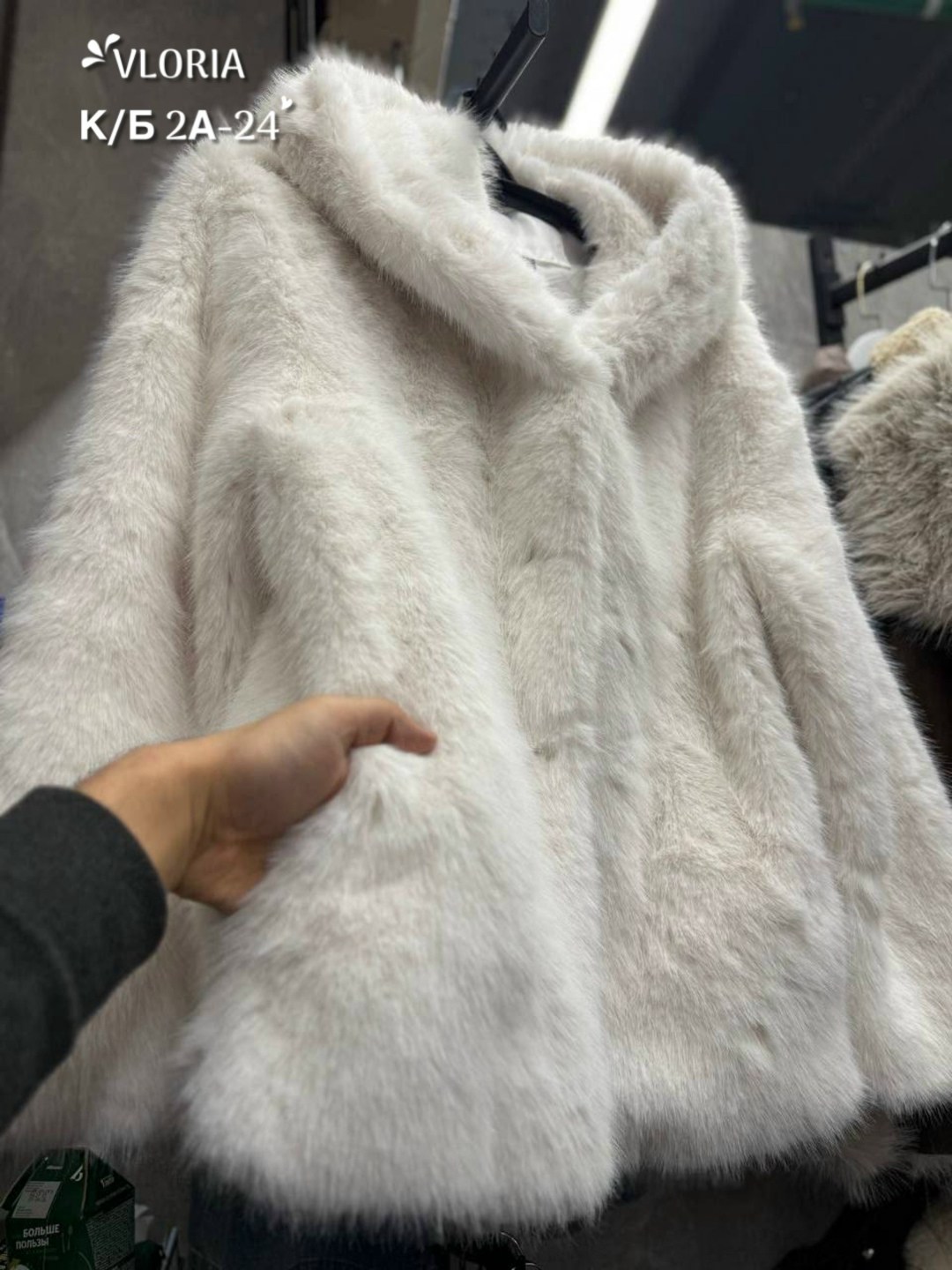 женская шуба,шубка,шубка белая,белая шубка искусственный мех,шуба искусственная