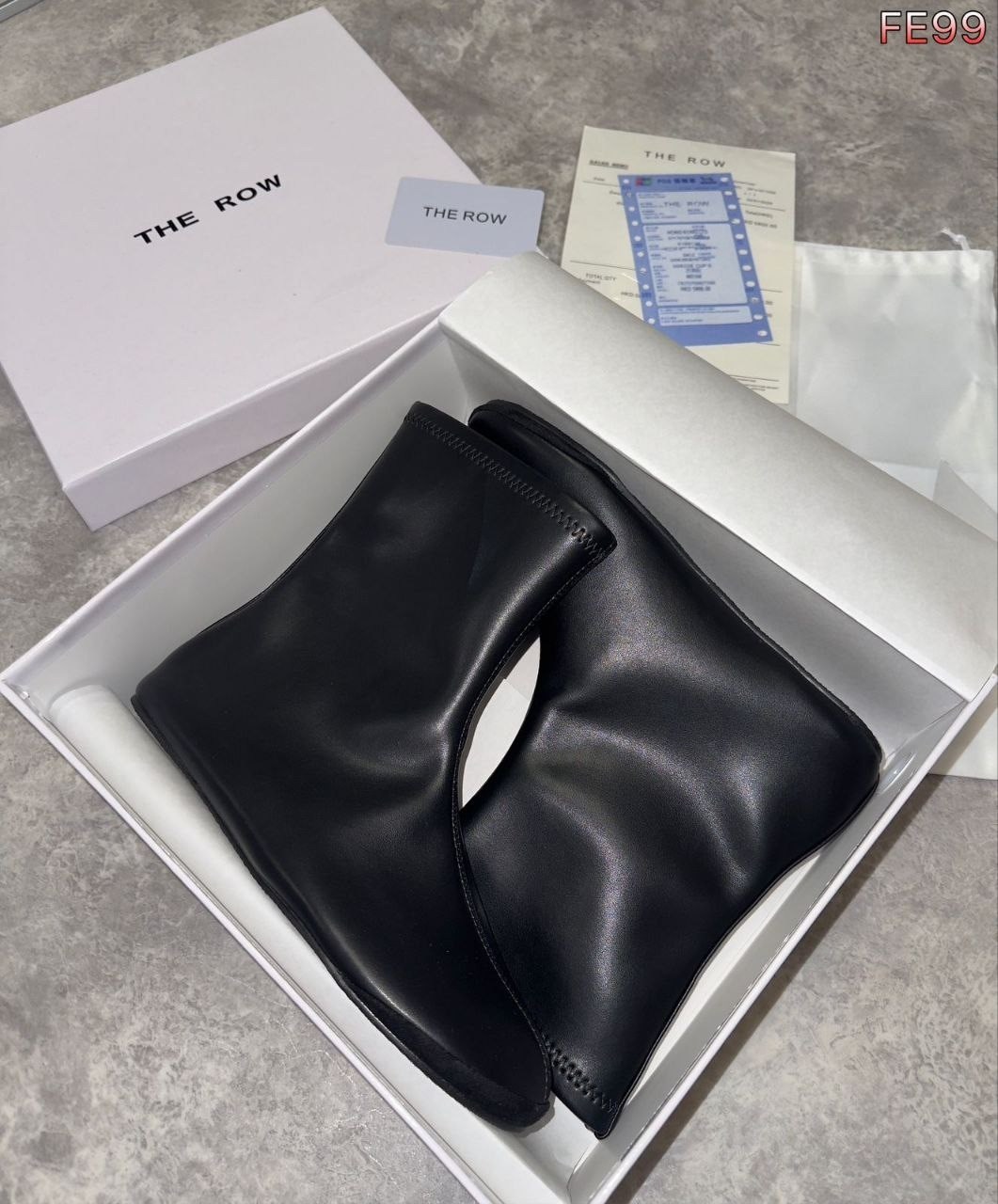 ,женская ,женские сапоги,женские ботильоны,the row  женская